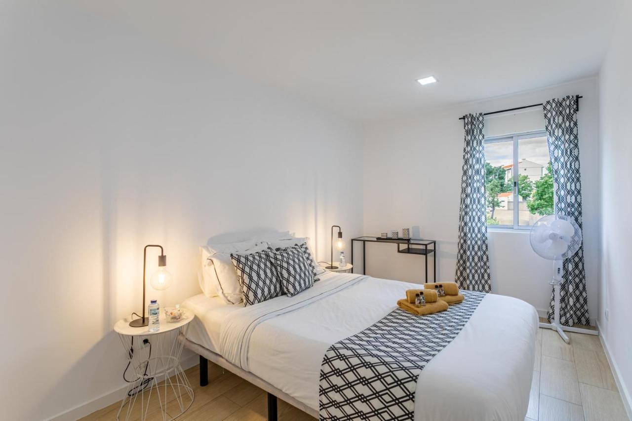 House Black & White Apartment Lisabona Exterior foto