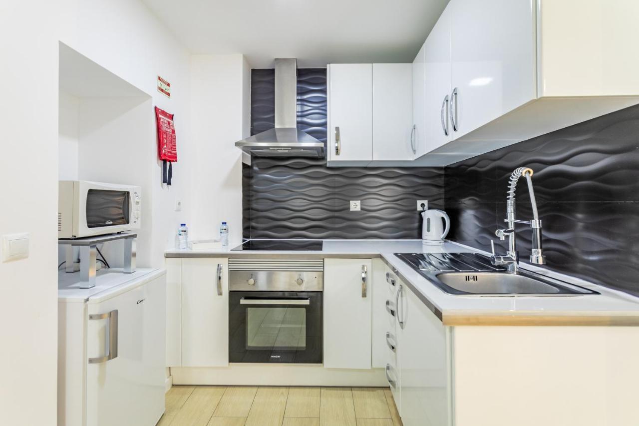 House Black & White Apartment Lisabona Exterior foto