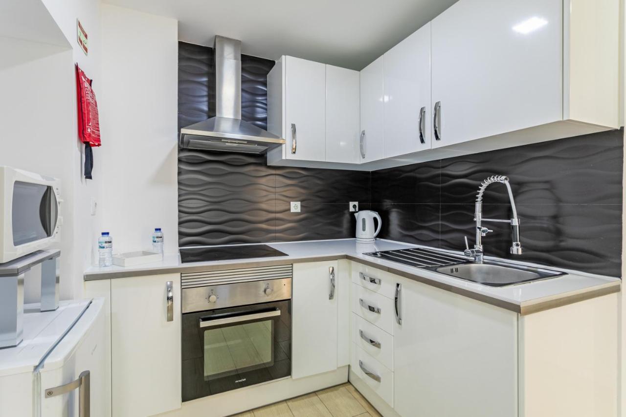 House Black & White Apartment Lisabona Exterior foto