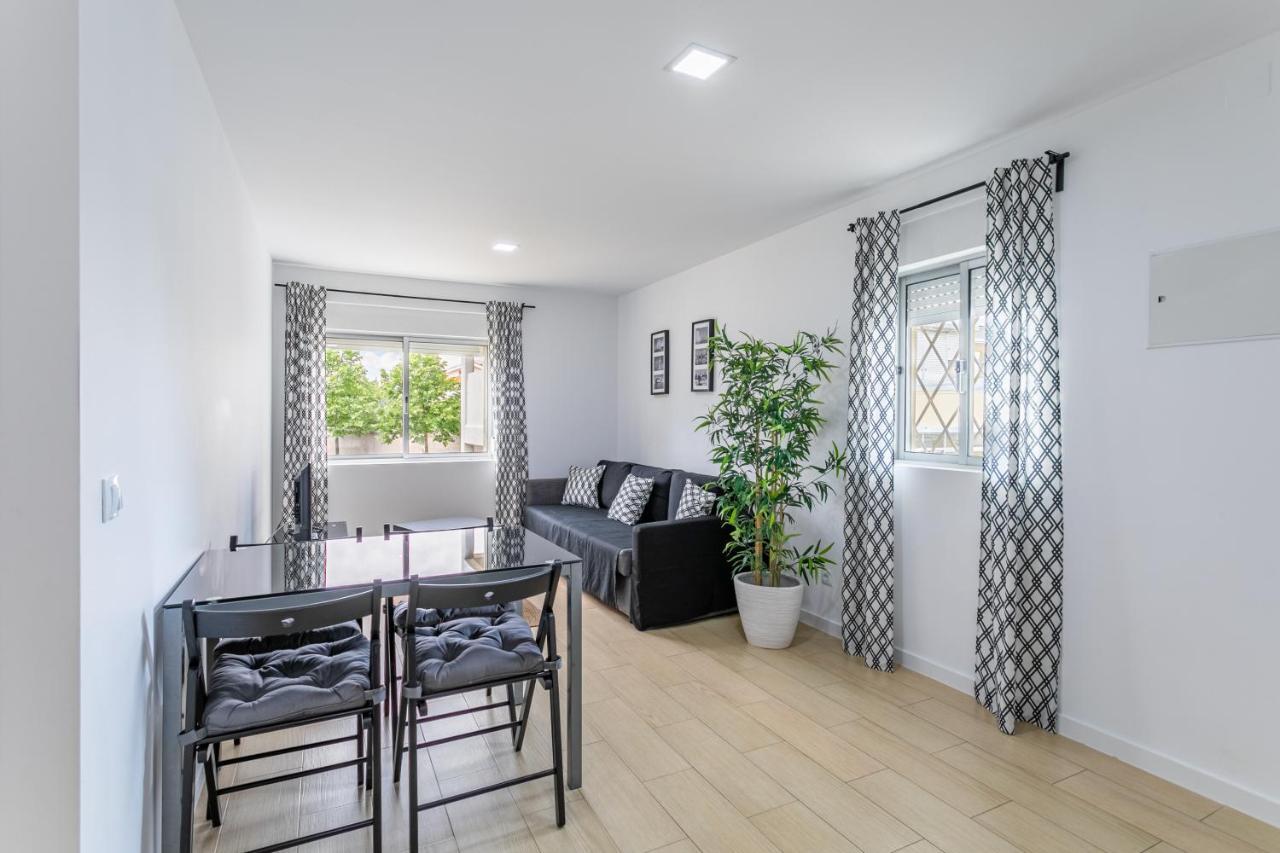 House Black & White Apartment Lisabona Exterior foto